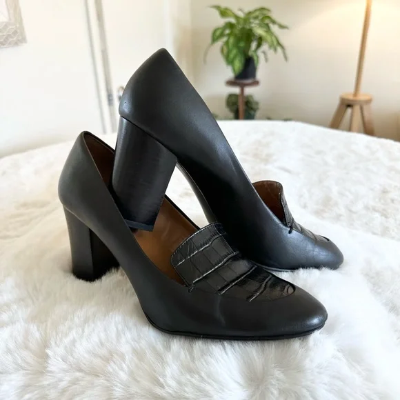 TAHARI Shoes. Size 9.5. - Picture 2 of 5